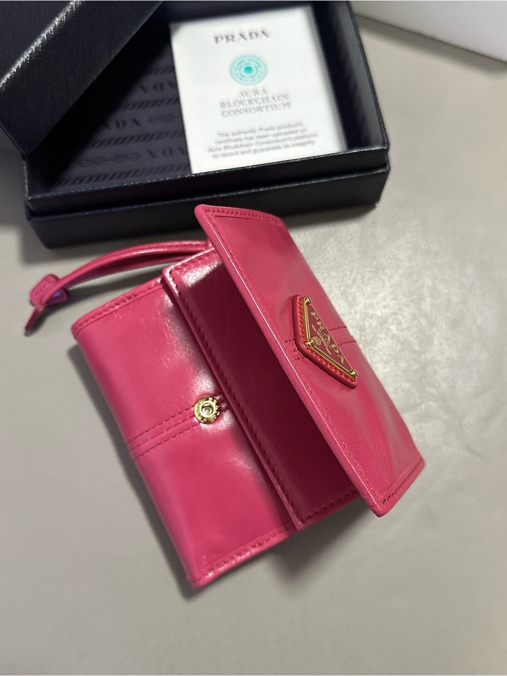 Prada small leather wallet - Picture 6 of 13